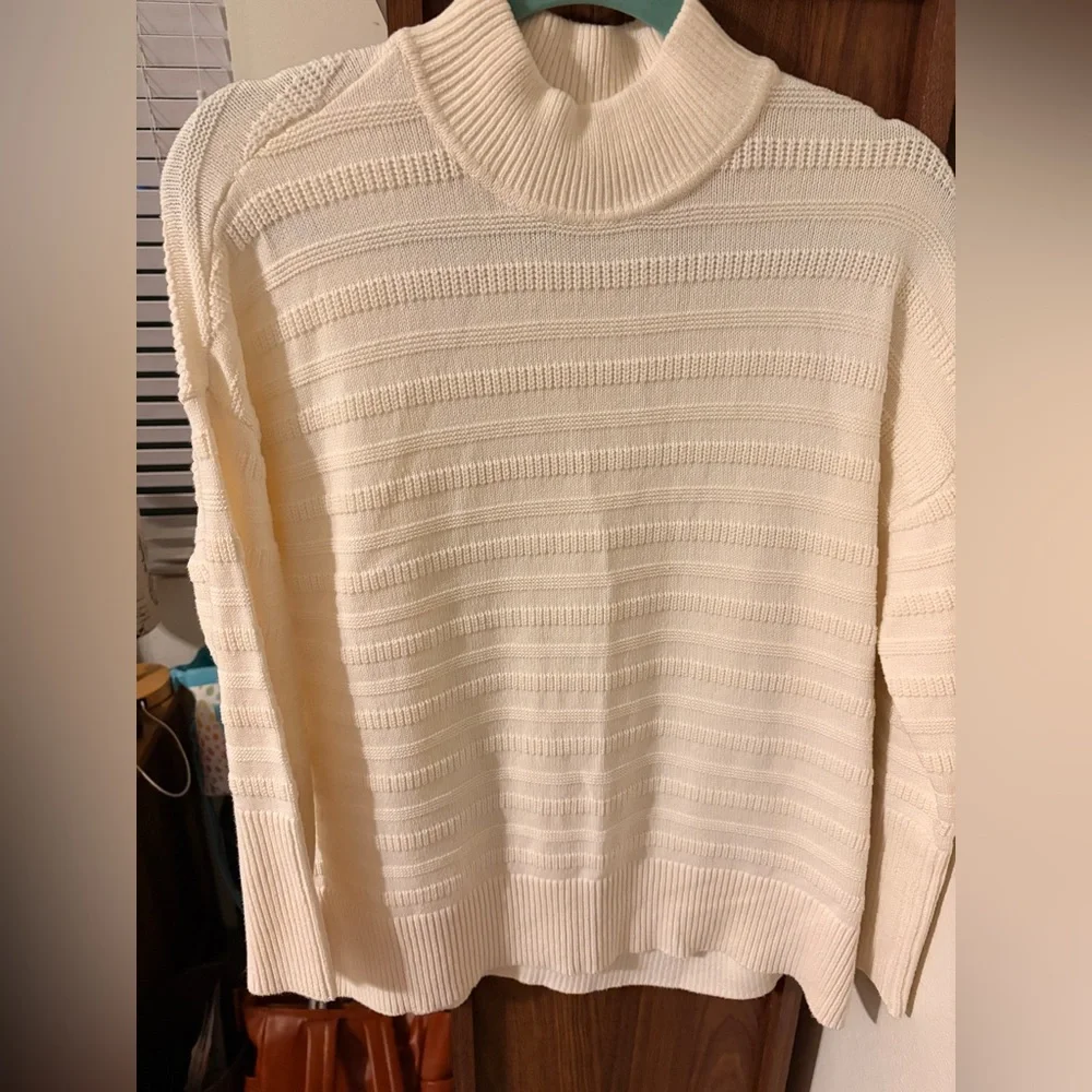 LOFT Cream Ribbed Knit Sweater - Picture 1 of 4